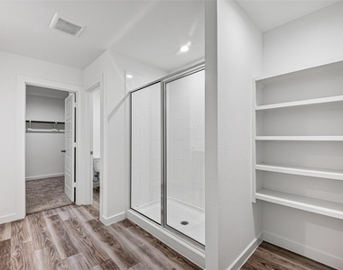 2937 Amherst Meadow Lane - Photo Thumbnail 19