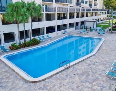 1270 Gulf Boulevard - Photo Thumbnail 4