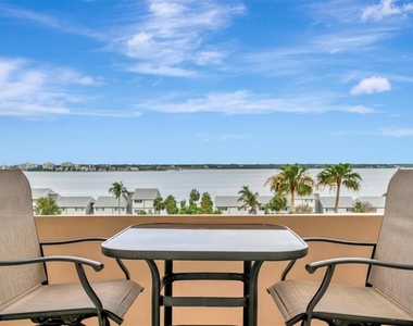 1270 Gulf Boulevard - Photo Thumbnail 26