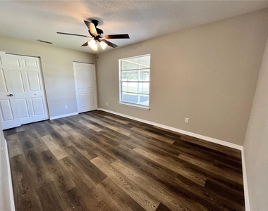 1494 Courtland Boulevard - Photo Thumbnail 10
