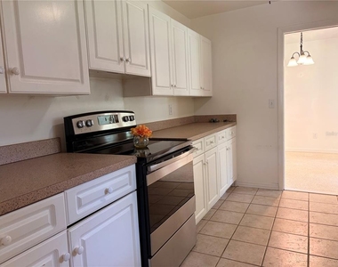 1320 Hartley Avenue - Photo Thumbnail 4