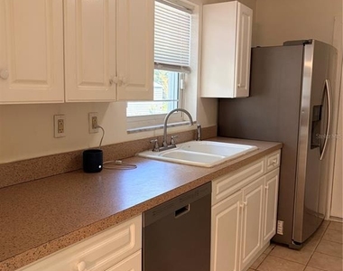 1320 Hartley Avenue - Photo Thumbnail 7