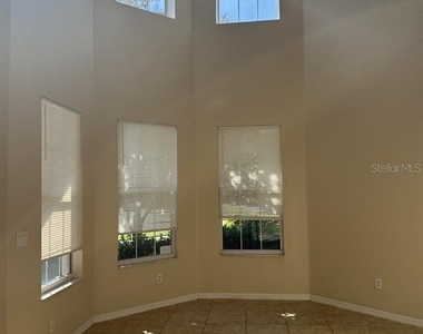 18048 Java Isle Drive - Photo Thumbnail 4
