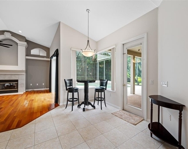 10675 Park Place Drive - Photo Thumbnail 20
