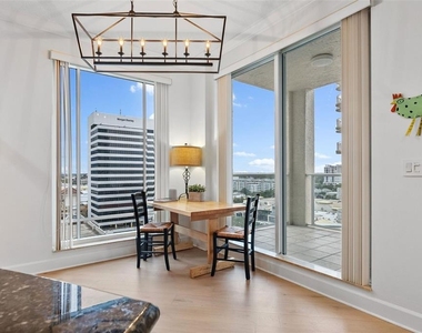 100 Beach Drive Ne - Photo Thumbnail 21