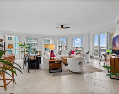 100 Beach Drive Ne - Photo Thumbnail 23