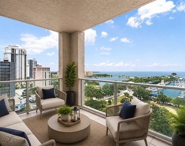 100 Beach Drive Ne - Photo Thumbnail 10