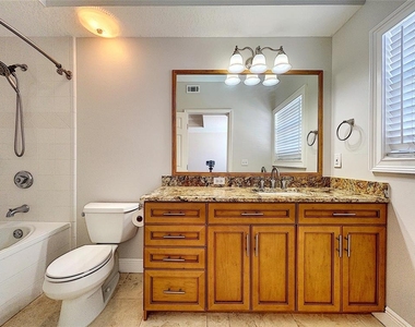 800 S Dakota Avenue - Photo Thumbnail 14