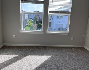 2345 Summerlit Street - Photo Thumbnail 24