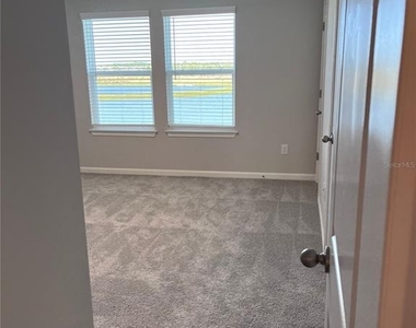 2345 Summerlit Street - Photo Thumbnail 13
