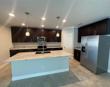 232 Clayton Street - Photo Thumbnail 5