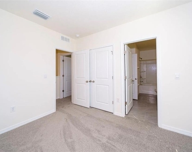 1623 Hubbell Road - Photo Thumbnail 28