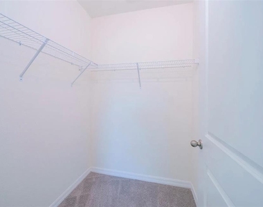 1623 Hubbell Road - Photo Thumbnail 27