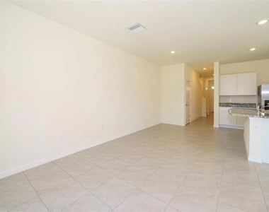 1623 Hubbell Road - Photo Thumbnail 15