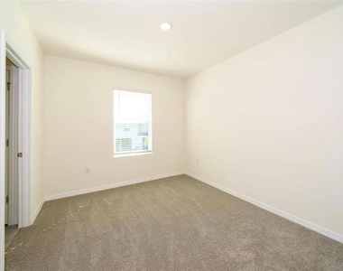 1623 Hubbell Road - Photo Thumbnail 25