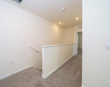 1623 Hubbell Road - Photo Thumbnail 17