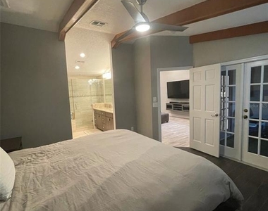 1450 Mahogany Lane - Photo Thumbnail 6