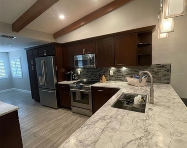 1450 Mahogany Lane - Photo Thumbnail 2