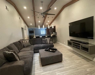 1450 Mahogany Lane - Photo Thumbnail 8