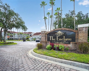 18001 Richmond Place Drive - Photo Thumbnail 24