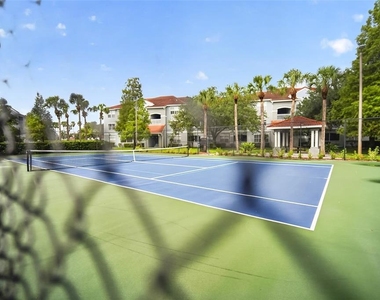 18001 Richmond Place Drive - Photo Thumbnail 23
