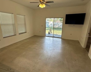 1215 E 29th Avenue - Photo Thumbnail 4