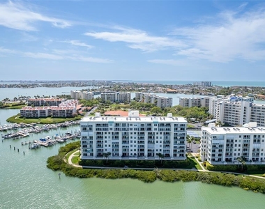 7963 Sailboat Key Boulevard S - Photo Thumbnail 26