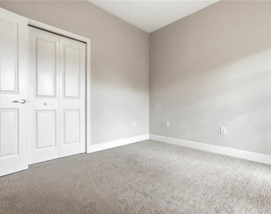 14606 Bournemouth Road - Photo Thumbnail 21