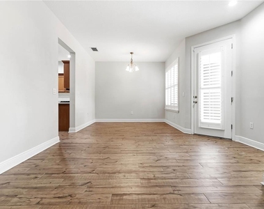14606 Bournemouth Road - Photo Thumbnail 5
