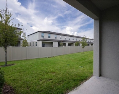 2626 Sunray Venus Way - Photo Thumbnail 31