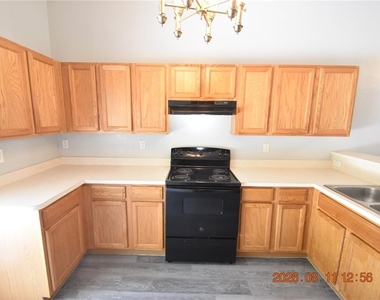 7411 Canterbury Street - Photo Thumbnail 8