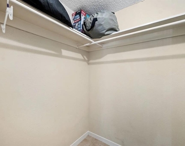 2525 W Bay Drive - Photo Thumbnail 13
