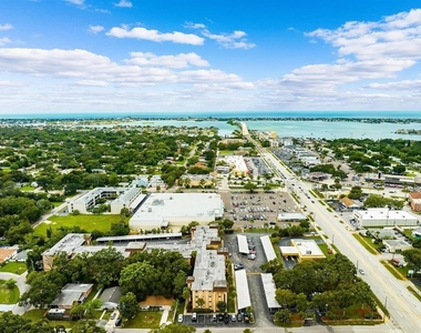 2525 W Bay Drive - Photo Thumbnail 1