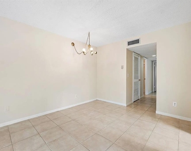 2525 W Bay Drive - Photo Thumbnail 6