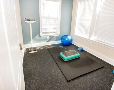 10467 Villa View Circle - Photo Thumbnail 25