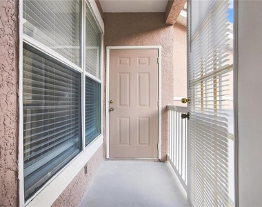 10467 Villa View Circle - Photo Thumbnail 14