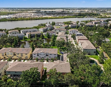 4524 Tuscan Loon Drive - Photo Thumbnail 21
