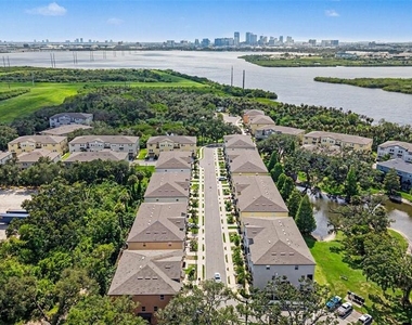 4524 Tuscan Loon Drive - Photo Thumbnail 22
