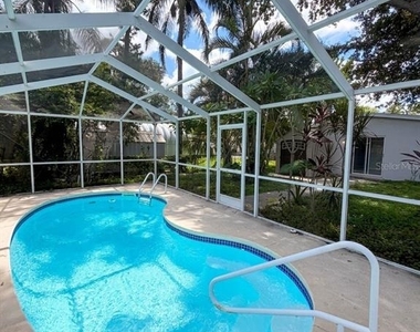 2119 W Henry Avenue - Photo Thumbnail 19