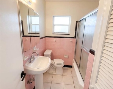 2119 W Henry Avenue - Photo Thumbnail 6