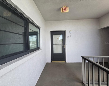 7941 58th Avenue N - Photo Thumbnail 10
