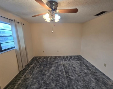 7941 58th Avenue N - Photo Thumbnail 43