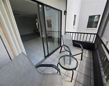 7941 58th Avenue N - Photo Thumbnail 23