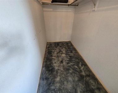 7941 58th Avenue N - Photo Thumbnail 52