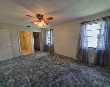 7941 58th Avenue N - Photo Thumbnail 46