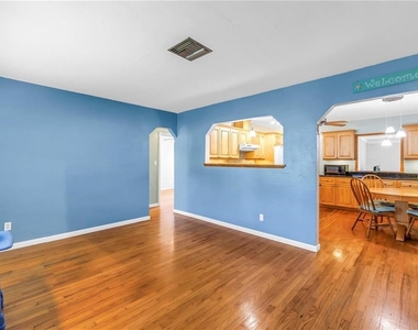 6144 2nd Avenue N - Photo Thumbnail 3