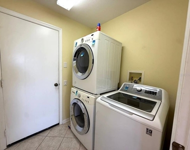 5335 Bold Venture Place - Photo Thumbnail 16
