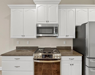 1039 Emerald Dunes Drive - Photo Thumbnail 23