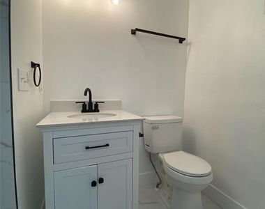 4614 E Seneca Avenue - Photo Thumbnail 34