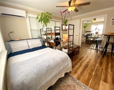 828 22nd Avenue N - Photo Thumbnail 2